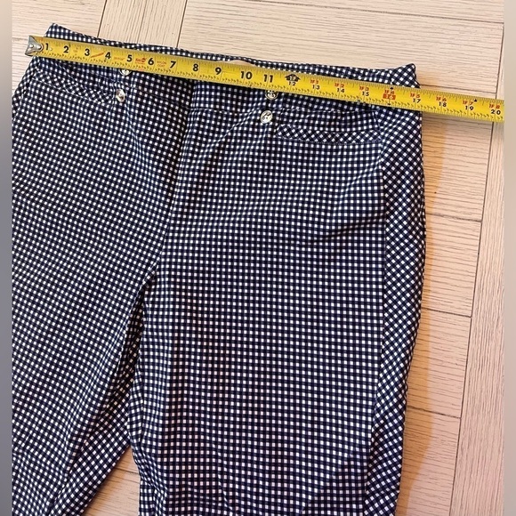 Hope & Harlow blue and white checked print ankle pants. Elastic waist. Size L - Picture 5 of 10